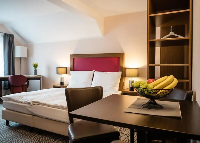 Point Hotel Apartments And Rooms